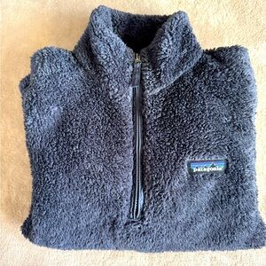 Patagonia fleece, dark grey, size small
